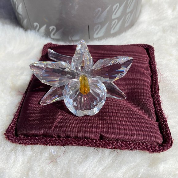 Swarovski Crystal Figurine Orchid Yellow Dark Center (200280) in the box